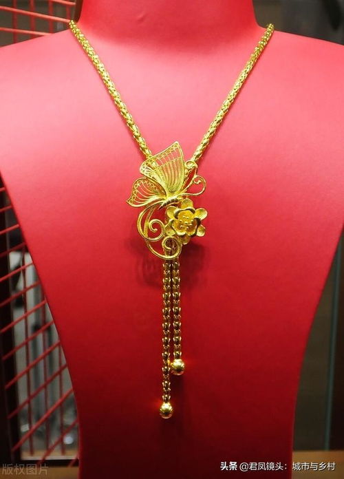 湖北宜昌珠寶首飾店 黃金飾品琳瑯滿目，龍鳳呈祥與美發飾品銷售新趨勢