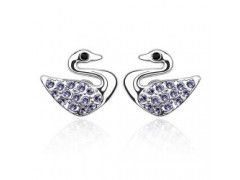 義烏伊特飾品廠家直銷施華洛世奇天鵝水晶耳釘耳飾與美發(fā)飾品批發(fā)